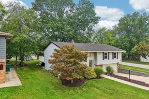5750 Skyline Dr, Green Hills, OH 44131 - Photo 3