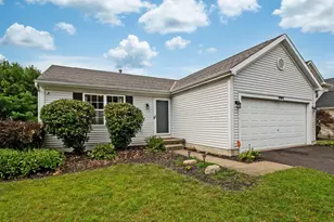 563 River Pebble Dr, Blacklick, OH 43004 - Photo 1