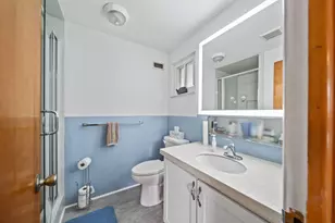 608 Latham Ct, Columbus, OH 43214 - Photo 29