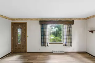 8015 Frank Ave NW, North Canton, OH 44720 - Photo 7
