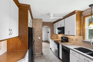 8015 Frank Ave NW, North Canton, OH 44720 - Photo 37