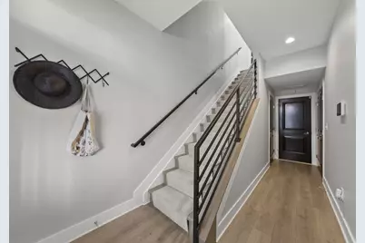 1239 Cromartie Lane #X, Columbus, OH 43201 - Photo 3