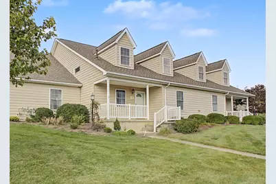 72 Fairway Drive, Mount Vernon, OH 43050 - Photo 1