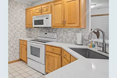 72 Fairway Drive, Mount Vernon, OH 43050 - Photo 9