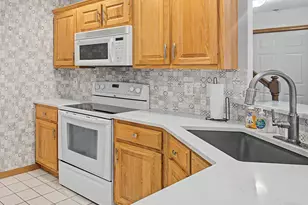 72 Fairway Dr, Mount Vernon, OH 43050 - Photo 9