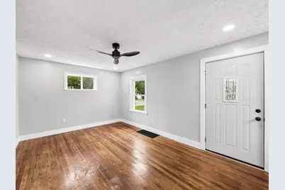 669 E Mithoff Street, Columbus, OH 43206 - Photo 9