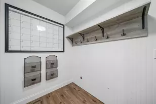 648 Churchill Dr, Columbus, OH 43230 - Photo 35