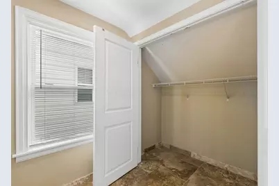 557 E Royal Forest Boulevard, Columbus, OH 43214 - Photo 13