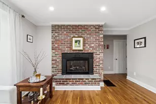 392 Rhoads Ave, Columbus, OH 43205 - Photo 9