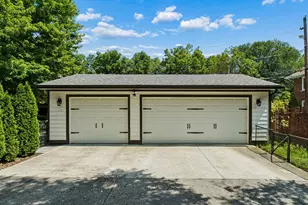 392 Rhoads Ave, Columbus, OH 43205 - Photo 49