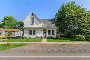 304 W Miami St, Degraff, OH 43318 - Photo 1