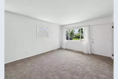 1062 Strimple Avenue, Columbus, OH 43229 - Photo 7