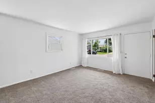 1062 Strimple Ave, Columbus, OH 43229 - Photo 7