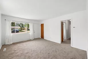 1062 Strimple Ave, Columbus, OH 43229 - Photo 9