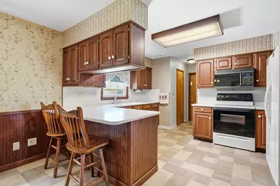 1424 E State Route 18, Tiffin, OH 44883 - Photo 17