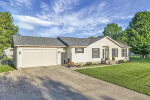 906 Lateglow Ct, Newark, OH 43055 - Photo 1