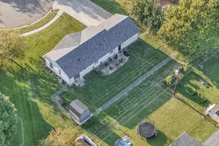 906 Lateglow Ct, Newark, OH 43055 - Photo 51