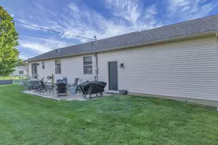 906 Lateglow Ct, Newark, OH 43055 - Photo 47