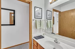 906 Lateglow Ct, Newark, OH 43055 - Photo 33