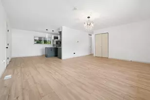 4751 Arnold Ave, Columbus, OH 43228 - Photo 9