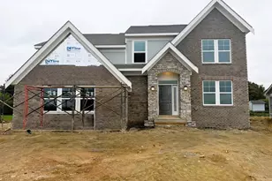 1358 Howthorne Pkwy, Grove City, OH 43123 - Photo 1