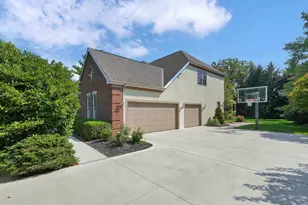 10415 Woodburn Dr, Powell, OH 43065 - Photo 53
