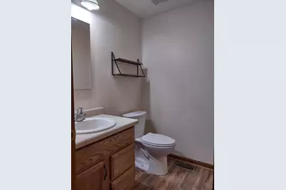 1608 Spring Village Lane, Ontario, OH 44906 - Photo 11
