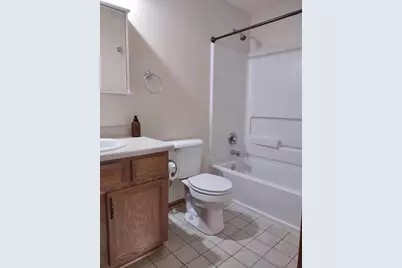 1608 Spring Village Lane, Ontario, OH 44906 - Photo 15