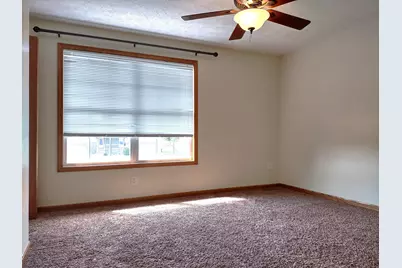 1608 Spring Village Lane, Ontario, OH 44906 - Photo 13