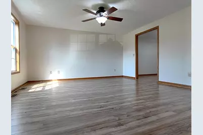 1608 Spring Village Lane, Ontario, OH 44906 - Photo 5