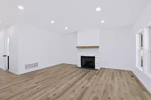 3800 Genessee Ave, Columbus, OH 43219 - Photo 13
