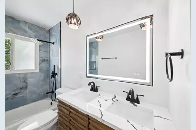 1888 Woodcrest Road, Columbus, OH 43232 - Photo 27