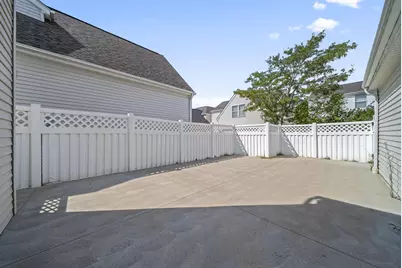 7202 Hillmont Drive, New Albany, OH 43054 - Photo 23