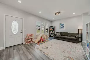 164 Clarendon Ave, Columbus, OH 43223 - Photo 5