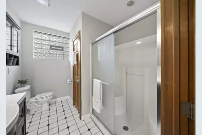 2263 Indianola Avenue, Columbus, OH 43202 - Photo 29