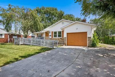 1116 Marland Drive N, Columbus, OH 43224 - Photo 3