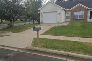 1456 October Ridge Ct, Columbus, OH 43223 - Photo 1