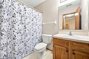 1456 October Ridge Ct, Columbus, OH 43223 - Photo 17
