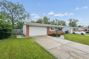 1600 Deporres Dr, Columbus, OH 43219 - Photo 5