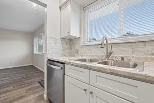1600 Deporres Dr, Columbus, OH 43219 - Photo 13
