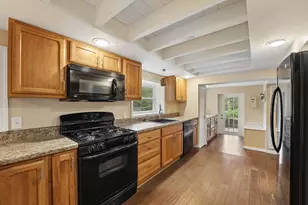 405 1/2 W Maple St St, Granville, OH 43023 - Photo 15