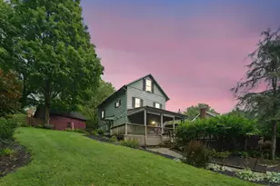 405 1/2 W Maple St St, Granville, OH 43023 - Photo 1