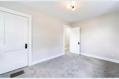 905 Leona Avenue, Columbus, OH 43201 - Photo 27