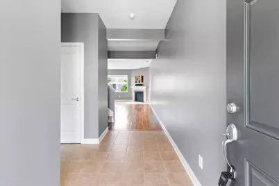 3735 Grimes Drive, Columbus, OH 43204 - Photo 3