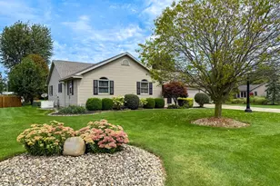 402 Dogwood Ln, Carey, OH 43316 - Photo 3