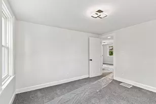 1456 Kenmore Rd, Columbus, OH 43211 - Photo 29