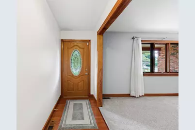 7020 Fayette Drive, West Jefferson, OH 43162 - Photo 5