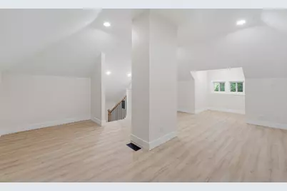 653 W Main Street, Plain City, OH 43064 - Photo 7
