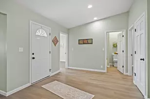 27695 Campbell Rd, Circleville, OH 43113 - Photo 9