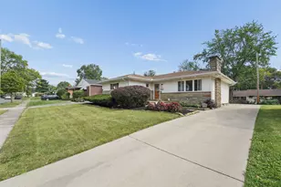 3455 Scottwood Rd, Columbus, OH 43227 - Photo 5
